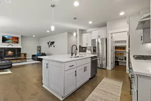 16058 SW Thrush Ln, Beaverton, OR 97007 - Photo 16