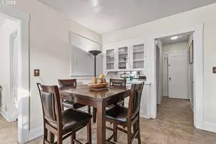 608 S Ivy St, Medford, OR 97501 - Photo 6