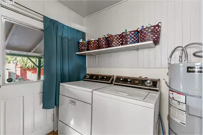 608 S Ivy St, Medford, OR 97501 - Photo 14