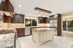 1920 SW Pheasant Dr, Beaverton, OR 97003 - Photo 14