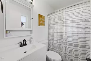 4444 NE 40th St, Redmond, OR 97756 - Photo 20