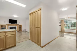 1061 Argon Ave, Eugene, OR 97404 - Photo 12