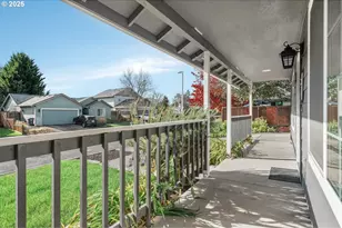 1061 Argon Ave, Eugene, OR 97404 - Photo 2