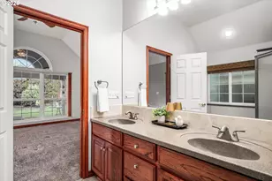 1424 Wimbledon Pl, Springfield, OR 97477 - Photo 18