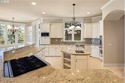 2663 Ridgemont Dr, Eugene, OR 97405 - Photo 18