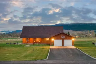 62123 Chandler Loop, La Grande, OR 97850 - Photo 2