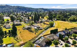 13 W Pine Ln, Longview, WA 98632 - Photo 4