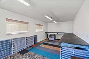 5359 Club Dr, Eugene, OR 97402 - Photo 36