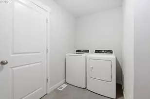 2757 Rockrose Ln, Eugene, OR 97403 - Photo 26