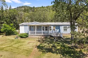 235 Dearing Wy, Grants Pass, OR 97527 - Photo 1