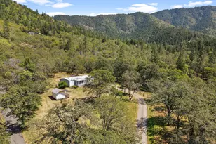 235 Dearing Wy, Grants Pass, OR 97527 - Photo 28
