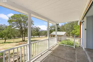 235 Dearing Wy, Grants Pass, OR 97527 - Photo 24