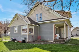 206 W 1st St, Wallowa, OR 97885 - Photo 34