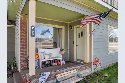 206 W 1st St, Wallowa, OR 97885 - Photo 8