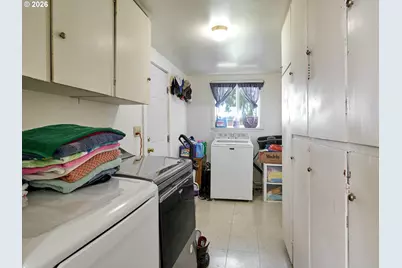 19931 Fobert Rd NE, Hubbard, OR 97032 - Photo 16