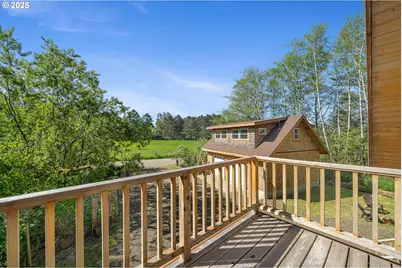 711 N 6th Ave, Rockaway Beach, OR 97136 - Photo 32