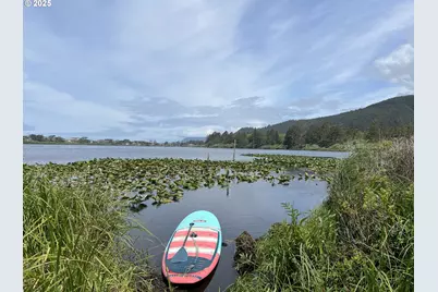 711 N 6th Ave, Rockaway Beach, OR 97136 - Photo 6