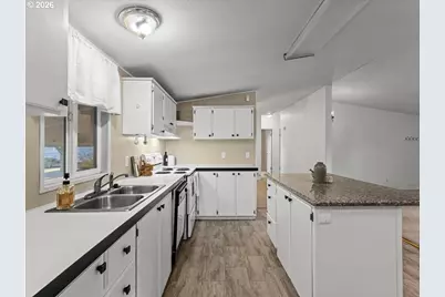 53 Heritage Blvd, Longview, WA 98632 - Photo 10