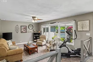 8131 SE Pudding Creek Dr, Salem, OR 97317 - Photo 6