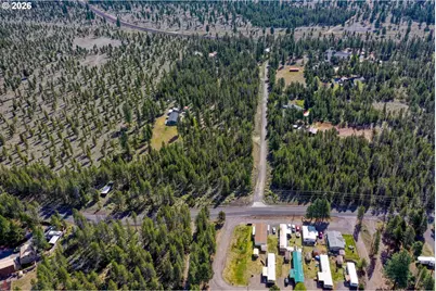 54592 Huntington Rd, Bend, OR 97707 - Photo 4
