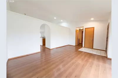 8641 NE Windstone St, Beaverton, OR 97006 - Photo 8