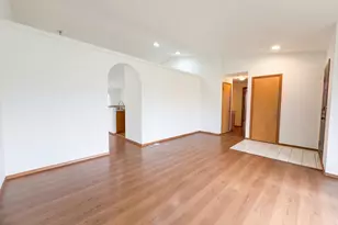 8641 NE Windstone St, Beaverton, OR 97006 - Photo 8