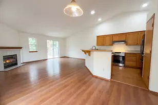 8641 NE Windstone St, Beaverton, OR 97006 - Photo 10