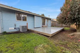 8641 NE Windstone St, Beaverton, OR 97006 - Photo 16