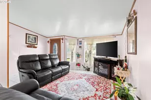 352 NE Boardman Ave, Boardman, OR 97818 - Photo 16