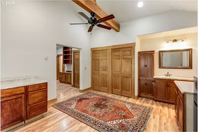 64464 Collins Rd, Bend, OR 97703 - Photo 22