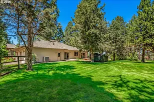 64464 Collins Rd, Bend, OR 97703 - Photo 46