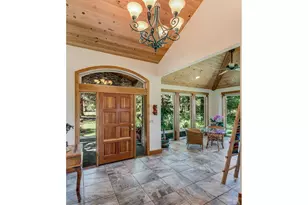 64464 Collins Rd, Bend, OR 97703 - Photo 4