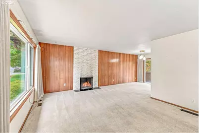 7525 SW Hillcrest Pl, Beaverton, OR 97008 - Photo 10