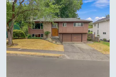 7525 SW Hillcrest Pl, Beaverton, OR 97008 - Photo 1