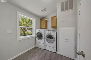 3065 NE Egret Ct, Fairview, OR 97024 - Photo 18