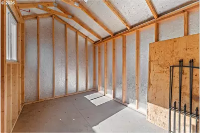 527 NE 25th Ct, Hillsboro, OR 97124 - Photo 36