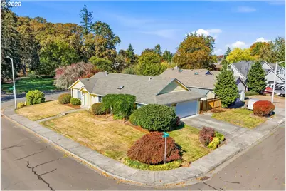 527 NE 25th Ct, Hillsboro, OR 97124 - Photo 2