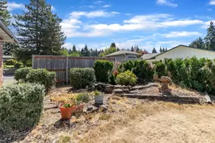 6593 Rippling Brook Dr SE, Salem, OR 97317 - Photo 30