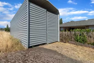 6593 Rippling Brook Dr SE, Salem, OR 97317 - Photo 28