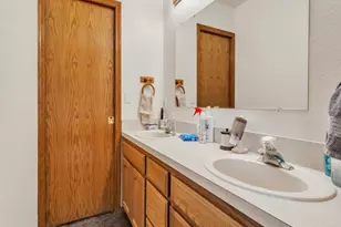 6593 Rippling Brook Dr SE, Salem, OR 97317 - Photo 12