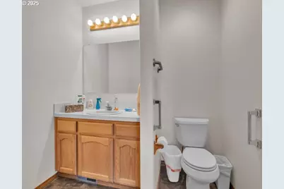 6593 Rippling Brook Dr SE, Salem, OR 97317 - Photo 26