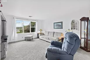 1910 Hawkins Ln, Eugene, OR 97405 - Photo 30