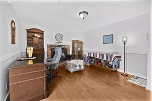 1910 Hawkins Ln, Eugene, OR 97405 - Photo 28