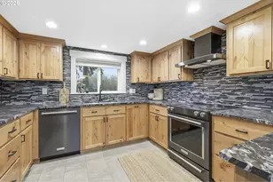 12500 SW Riverview Ln, Wilsonville, OR 97070 - Photo 18