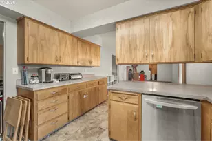 2128 44th Ave, Longview, WA 98632 - Photo 8