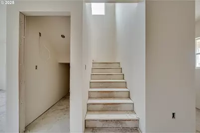 2010 Henderson Way, Longview, WA 98632 - Photo 4