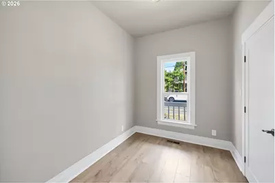 807 NE 74th Ave, Portland, OR 97213 - Photo 22