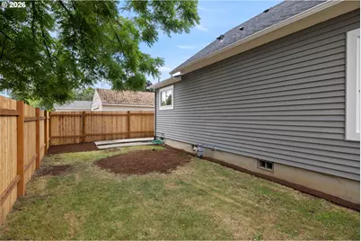 807 NE 74th Ave, Portland, OR 97213 - Photo 24