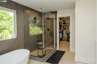 9240 SW 52nd Ave, Portland, OR 97219 - Photo 26
