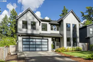 9240 SW 52nd Ave, Portland, OR 97219 - Photo 2